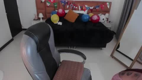 Tamy  online show from July 2026 08:00:02 PM