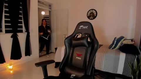 Im Samy online show from April 2026 05:24:01 AM