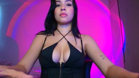 Aytana online show from July 2026 10:12:02 PM