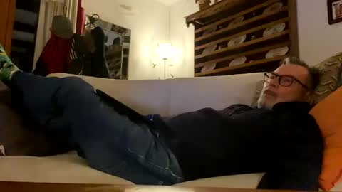 Dominique online show from January 2025 09:11:02 PM