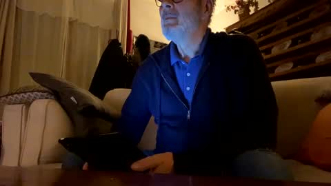 Dominique online show from February 2025 05:26:02 PM