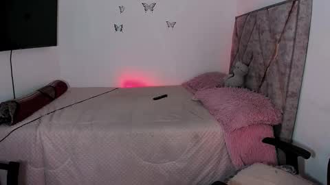 Snapshot of tania_rendon1 chatting on November 2025 09:56:02 AM Tania online show from November 2025 09:56:02 AM