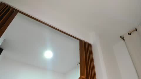 Snapshot of taniabonnet_ chatting on October 2025 01:27:01 AM taniabonnet online show from October 2025 01:27:01 AM