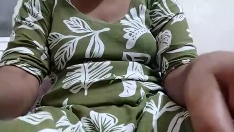 taniya_roy4628 online show from May 2026 02:30:01 AM