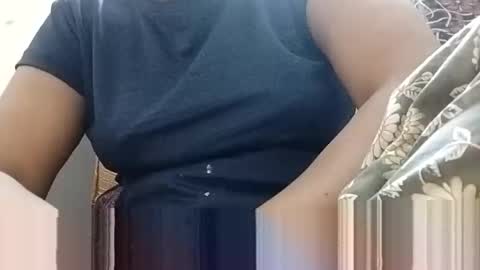 taniya_roy4628 online show from May 2026 03:01:02 AM