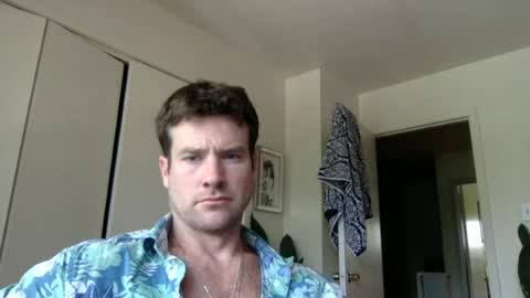 Dr. Love online show from July 2026 10:14:02 PM