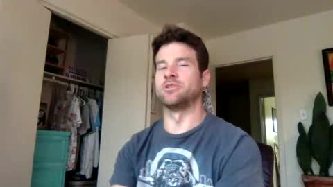 Dr. Love online show from July 2026 12:41:02 AM