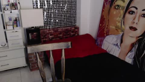 Christmas online show from January 2025 01:16:01 AM