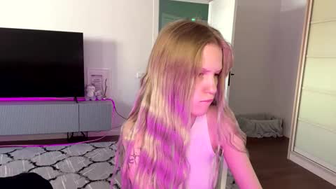 Alisa online show from February 2026 09:21:02 AM