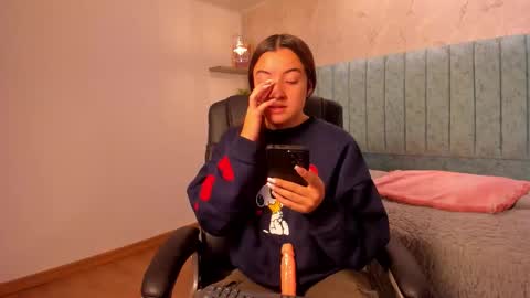 Tara  online show from February 2026 12:39:02 PM