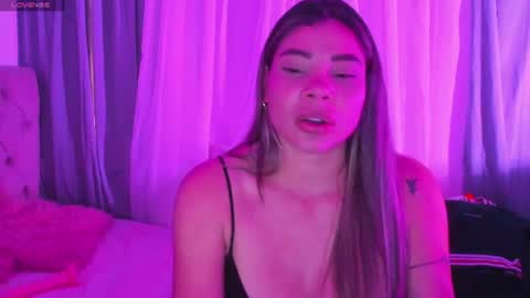 taragreyt_ online show from July 2026 07:39:01 PM