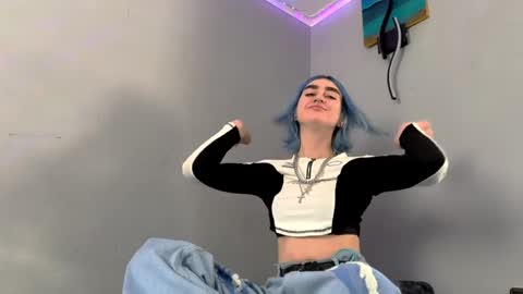 Snapshot of tarahdilliner chatting on March 2026 11:12:01 AM Sarah online show from March 2026 11:12:01 AM