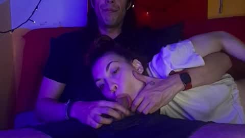 T  J   online show from December 2025 06:45:01 PM