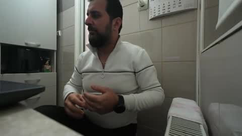 tarkan198 online show from February 2025 06:13:02 PM