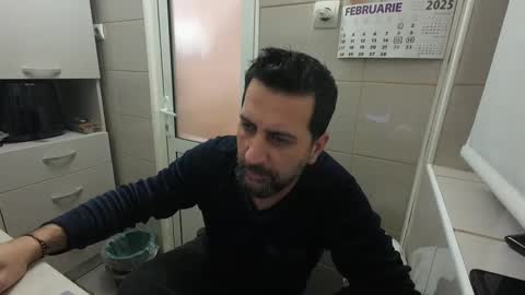 tarkan198 online show from February 2025 06:48:01 PM