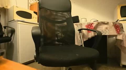 tarkan198 online show from November 2025 06:30:01 PM