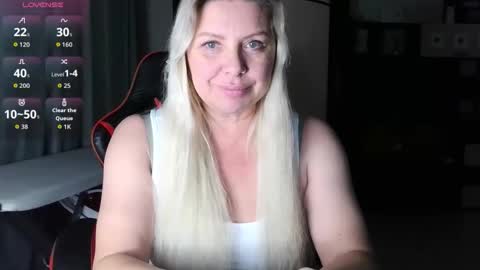 Tasha  Moon online show from October 2025 03:29:02 PM