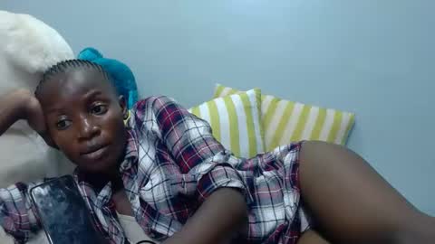 Snapshot of tasha_maya chatting on January 2025 09:55:02 PM milan online show from January 2025 09:55:02 PM