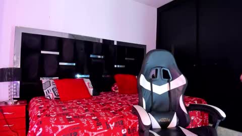 tashasant online show from October 2025 08:42:01 PM