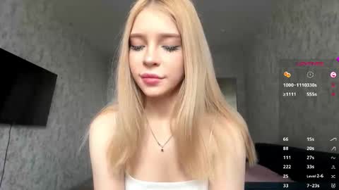 Snapshot of tashinadoncaster chatting on February 2026 09:37:02 AM Viola online show from February 2026 09:37:02 AM