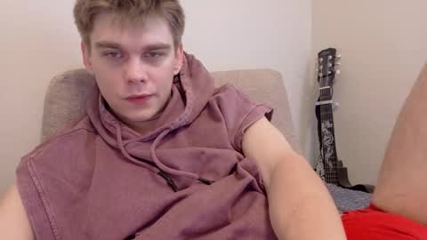 tasteithorny online show from May 2026 07:39:01 AM