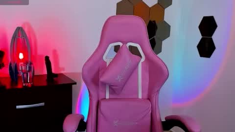 Snapshot of tastymeli8 chatting on September 2025 12:48:02 AM Meli online show from September 2025 12:48:02 AM