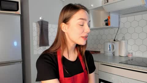 Tate online show from December 2024 04:26:01 PM