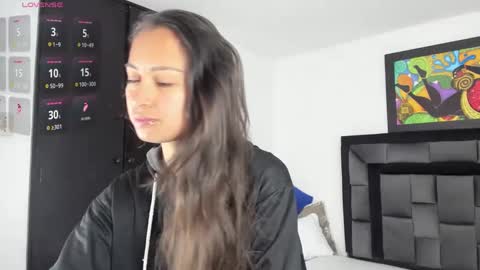 Tati online show from February 2025 12:14:02 PM