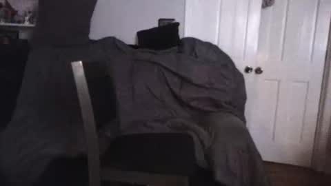 Im always the first option  online show from November 2025 08:01:02 AM