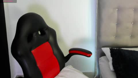 tatianasquirthot online show from May 2026 07:18:01 PM