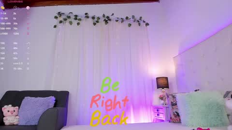 Snapshot of tatikiss_ chatting on January 2025 03:46:01 PM Tatiana independent girl online show from January 2025 03:46:01 PM