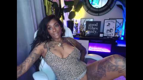 Tatted Queen online show from January 2025 02:43:02 AM