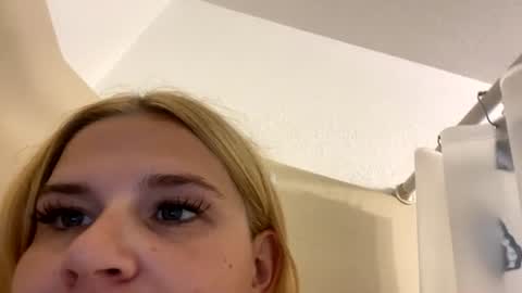 Tattedlilmama online show from July 2026 07:08:02 PM