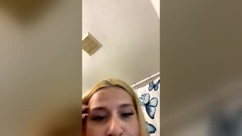 Tattedlilmama online show from July 2026 02:41:02 PM