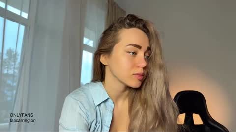 Snapshot of tatti_1 chatting on November 2025 04:47:02 AM Tata online show from November 2025 04:47:02 AM