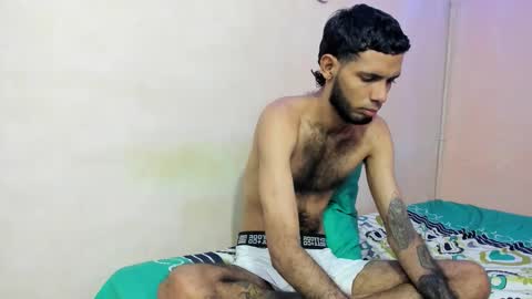 Snapshot of tatto_destroyer chatting on March 2026 01:25:01 PM Fernando online show from March 2026 01:25:01 PM