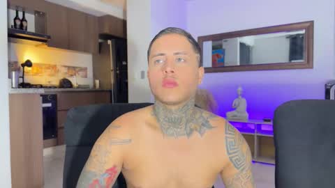 Jonathan  Juan online show from November 2025 02:47:02 AM
