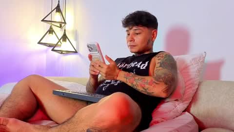 Snapshot of tattokoi chatting on April 2026 01:10:02 AM tattokoi online show from April 2026 01:10:02 AM