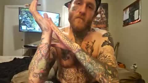 Snapshot of tattoo_dood chatting on May 2026 01:45:01 AM tattoo_dood online show from May 2026 01:45:01 AM