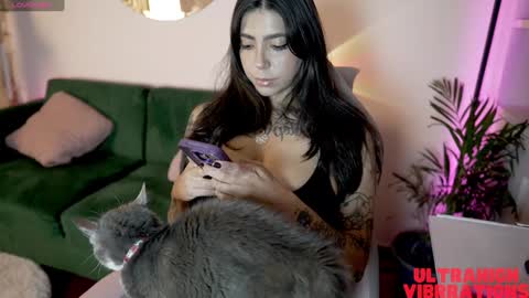 Snapshot of tattoo_ninja_kitty chatting on March 2025 01:09:01 AM Nathalie Hardy online show from March 2025 01:09:01 AM