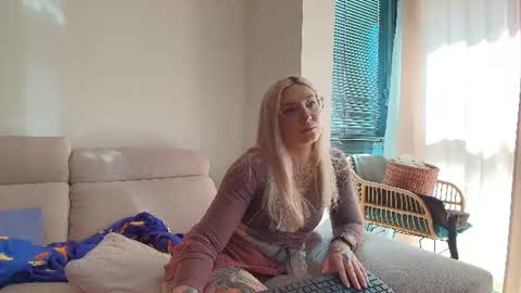 tattoobbgirl online show from June 2026 03:24:02 PM