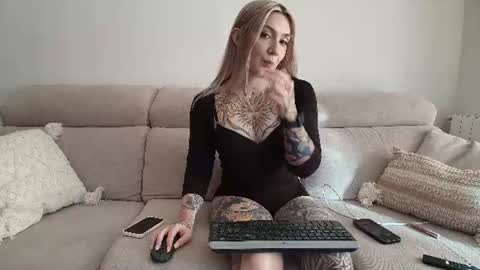 tattoobbgirl online show from June 2026 03:34:02 PM