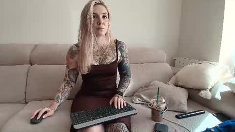 tattoobbgirl online show from July 2026 03:34:02 PM