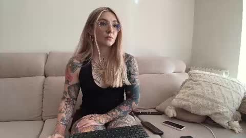 tattoobbgirl online show from July 2026 03:07:02 PM