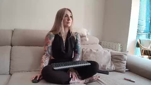 tattoobbgirl online show from July 2026 02:32:01 PM