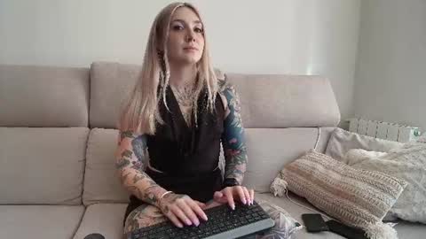 tattoobbgirl online show from July 2026 02:35:02 PM