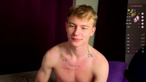 Snapshot of tattooed666cat chatting on October 2025 04:35:02 AM Alex but u can call me Theo online show from October 2025 04:35:02 AM