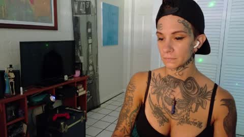 Snapshot of tattooed_natalia chatting on May 2026 11:48:02 AM Natalia 3 online show from May 2026 11:48:02 AM