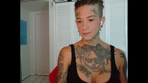 Snapshot of tattooed_natalia chatting on June 2026 02:30:02 PM Natalia 3 online show from June 2026 02:30:02 PM