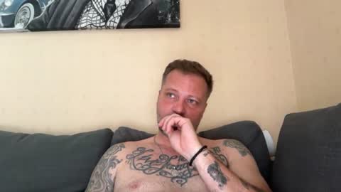 tattoomanforgirls online show from June 2026 11:30:02 AM